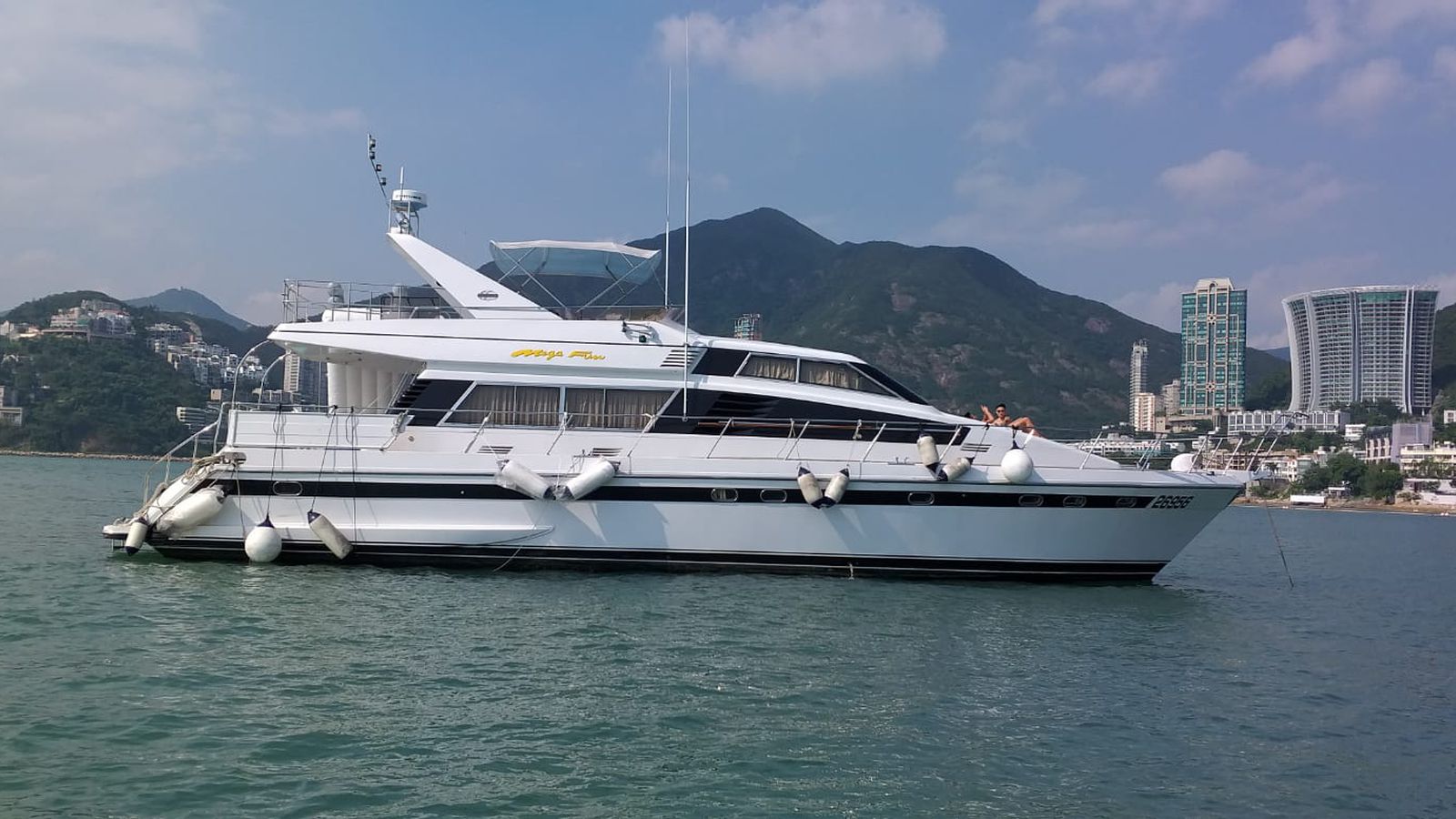 Western Luxury Yacht [YMT05]
